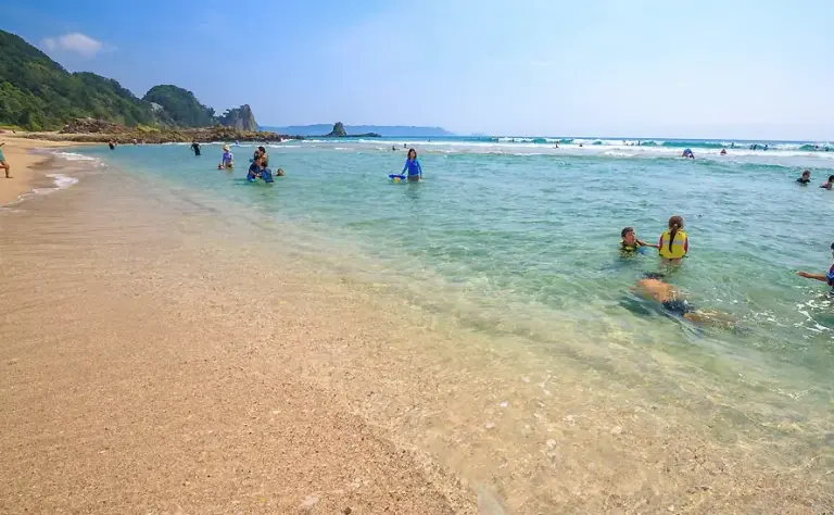吉佐美大浜海水浴場